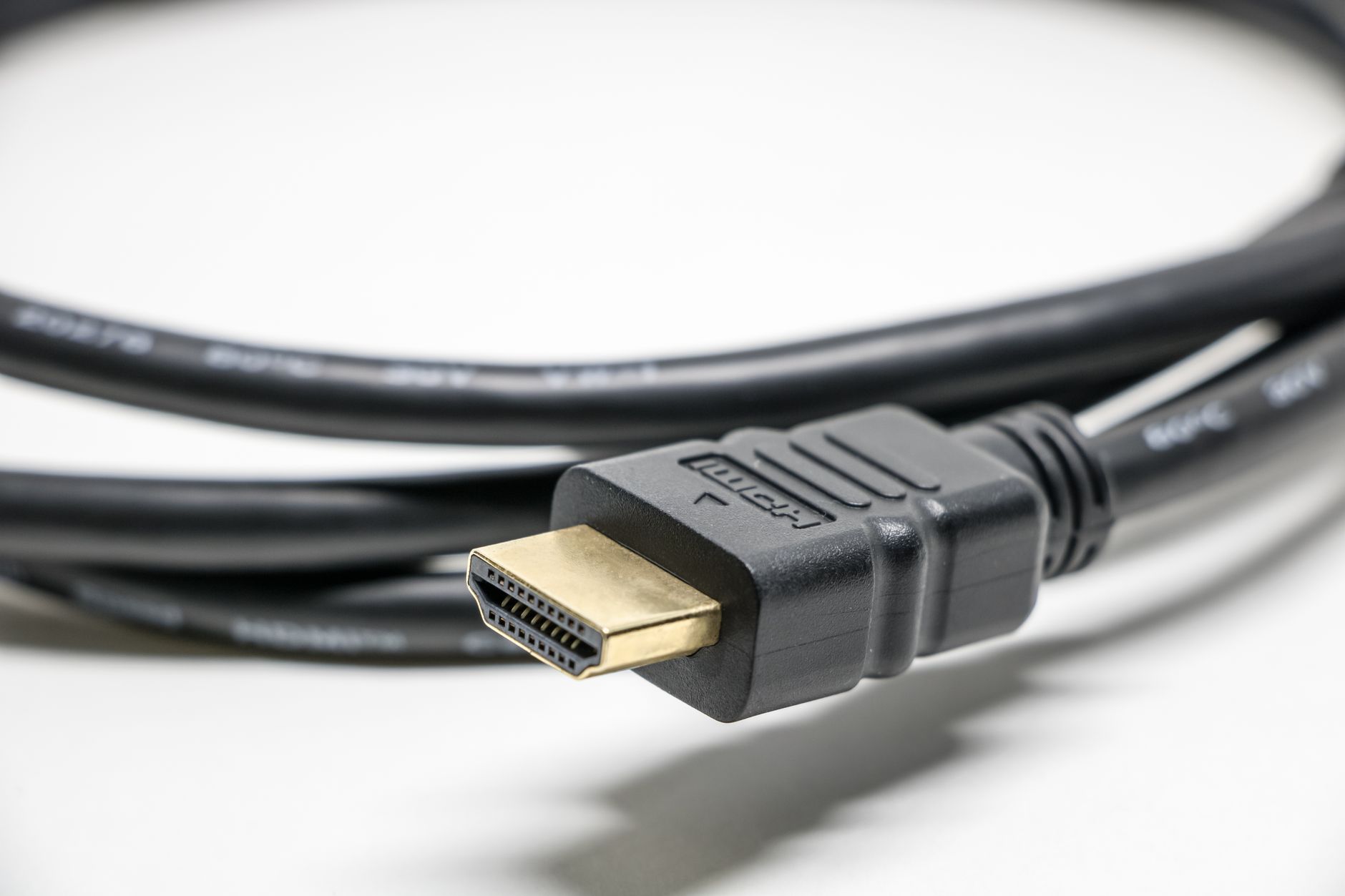 Câble HDMI, optique ou coaxial : ce qui change vraiment